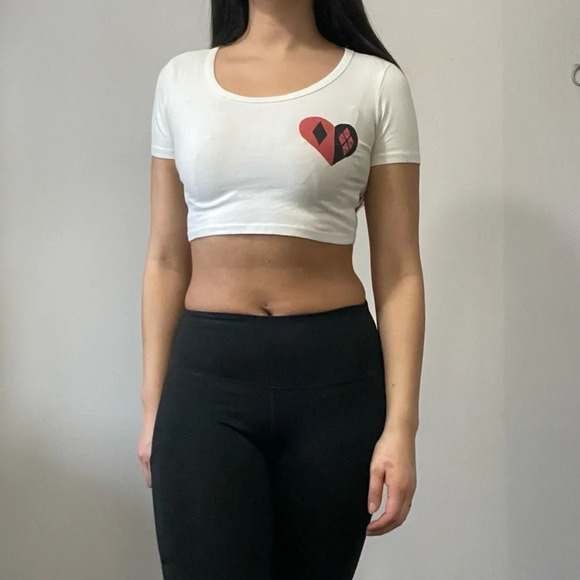 🃏Batman Brand Harley Quinn Crop Top - Woman’s Size Small ⚡ - Picture 1 of 11